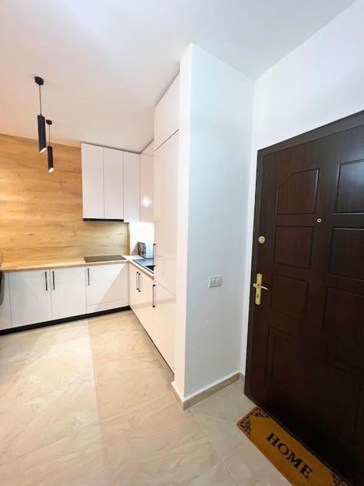 Five Apartament Durrës