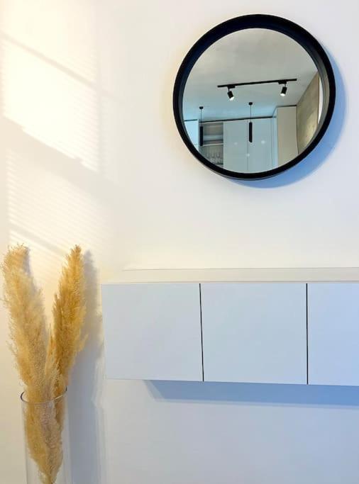 Apartament Five *
